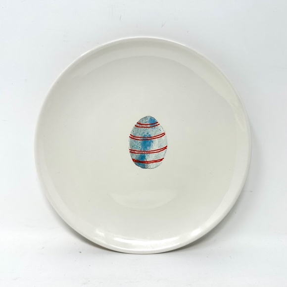 Rae Dunn Set of 4 Easter/Spring Appetizer/Dessert Plates With Easter Designs - Picture 5 of 10